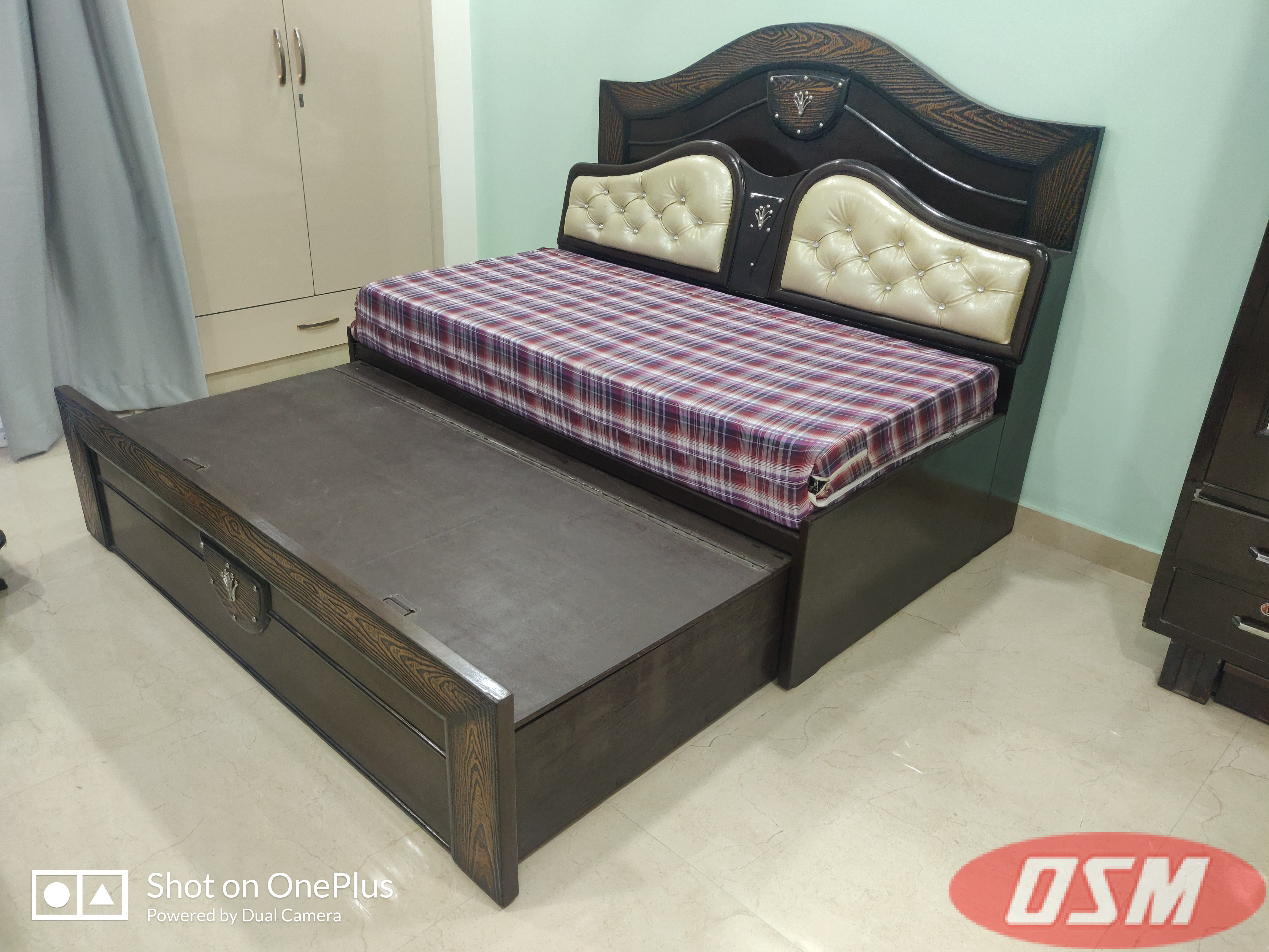 New Deewan Cum Bed 6 Feet With Back Box/Storage Box With New Matress