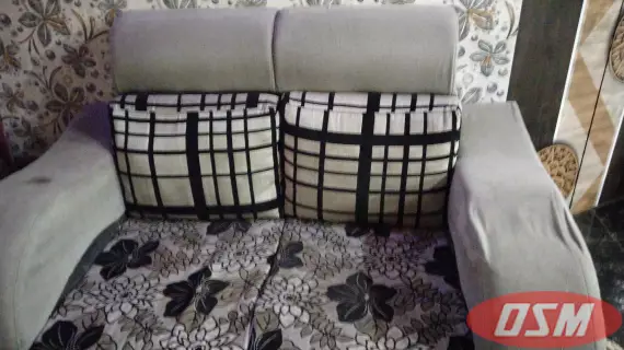 7 Seeter Sofa