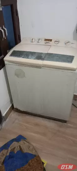 LG Washing Machine For 3000 In Ram Gopal Colony In Rohtak