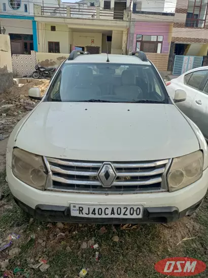 Good Condition Duster Car 2013 Diesel Model 85000kms Driven 2nd Owner.